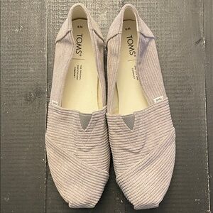 TOMS Women's Ribbed Slip-On Flats - Light Gray